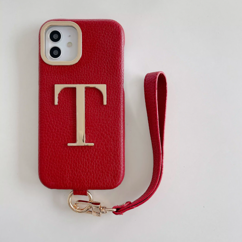 Case Gold com alça | Estilo e praticidade em um só detalhe ✨