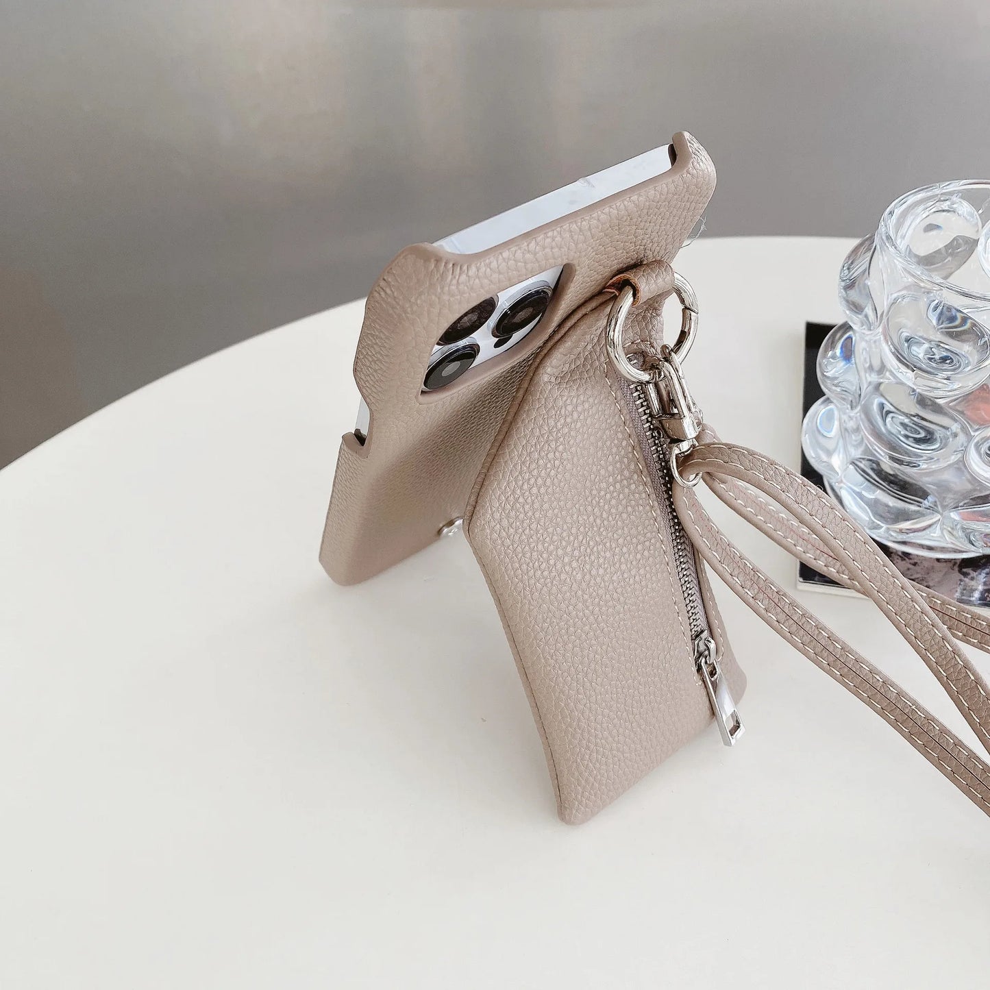 Capa Pocket |  Ideal para quem valoriza estilo e praticidade no dia a dia
