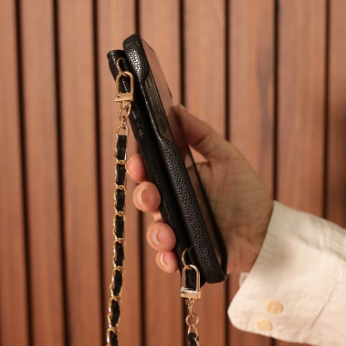 Capa Classic | Elegância e Praticidade em Cada Detalhe
