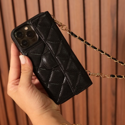 Capa Classic | Elegância e Praticidade em Cada Detalhe