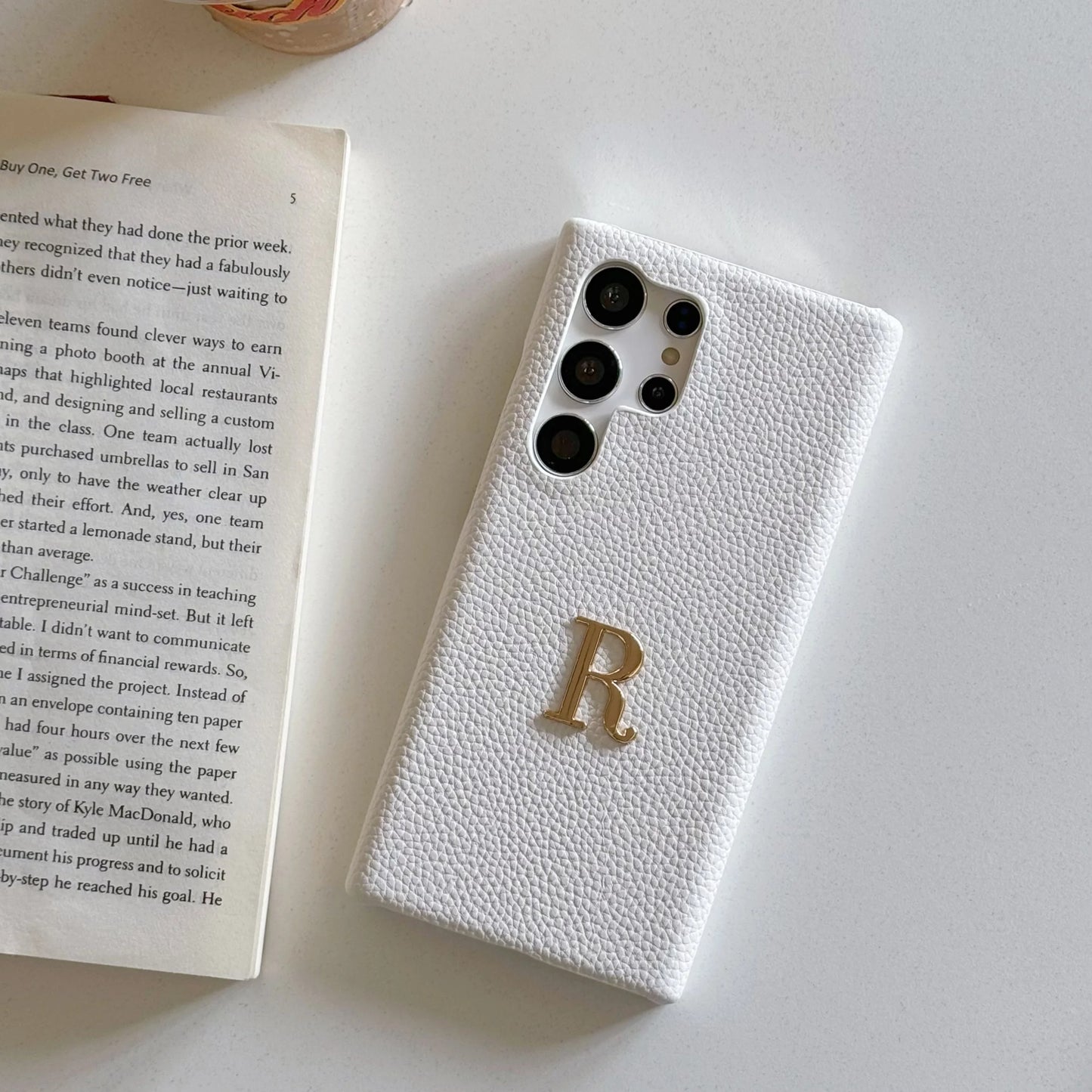 Estuche Dorado